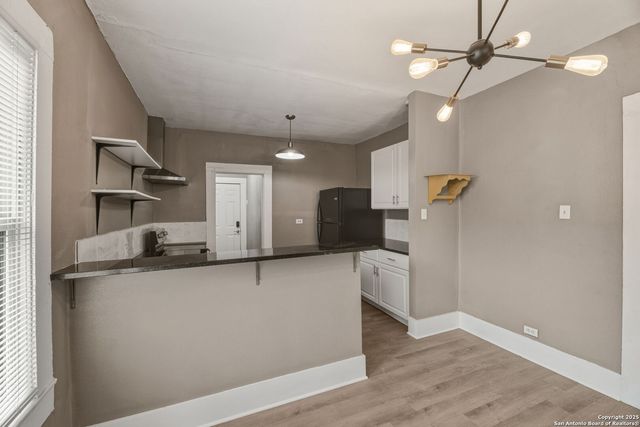 143 Paul, San Antonio, TX 78203