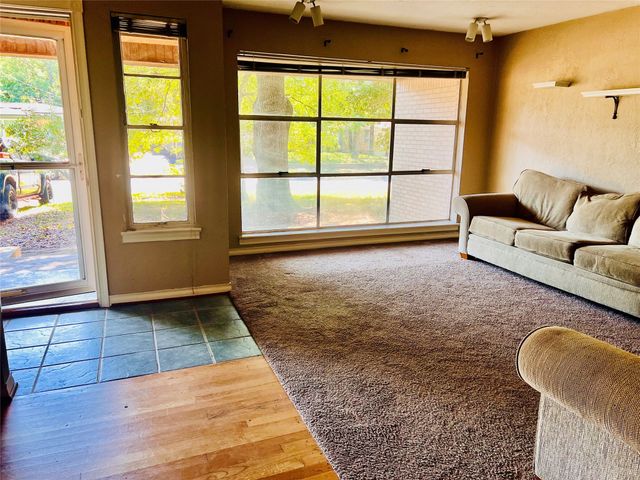 1721 Cooper Drive, Irving, TX 75061