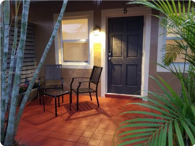 2023 Funston St 2, Hollywood, FL 33020