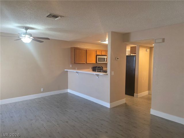 1800 Edmond Street 162, Las Vegas, NV 89146