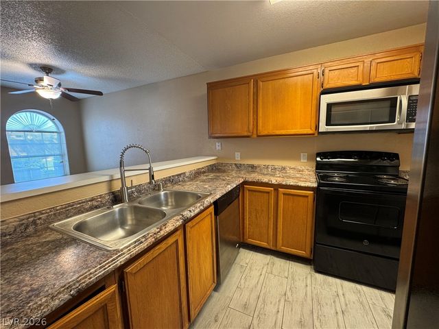 1800 Edmond Street 162, Las Vegas, NV 89146