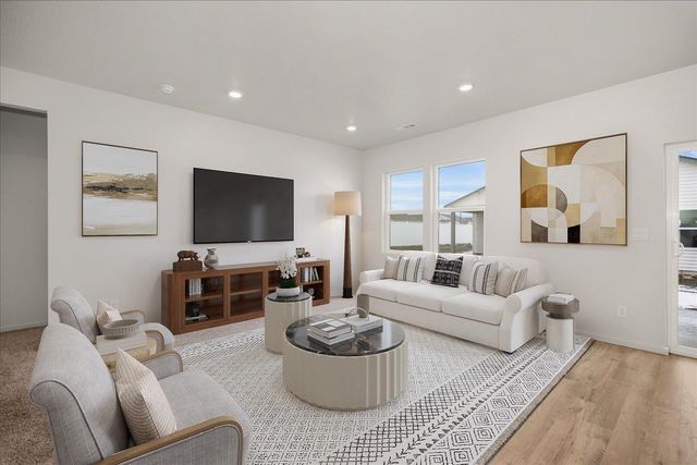 1602 E A St, Deer Park, WA 99006