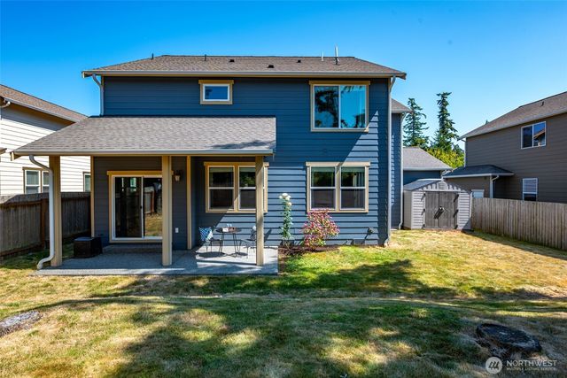 1873 SW Downfield Way, Oak Harbor, WA 98277