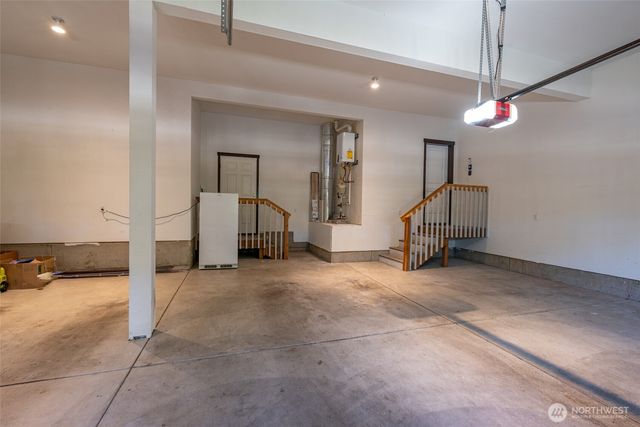1873 SW Downfield Way, Oak Harbor, WA 98277