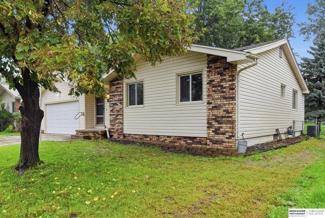 11005 Bandlytown Place, Bellevue, NE 68123