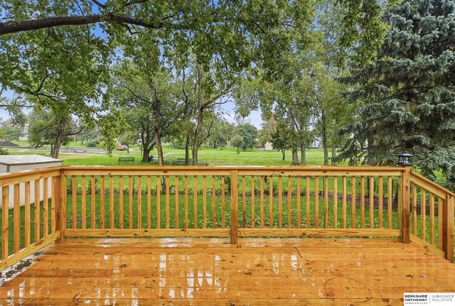 11005 Bandlytown Place, Bellevue, NE 68123