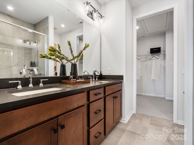 5036 Beirut Drive, Charlotte, NC 28217