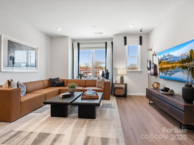 5036 Beirut Drive, Charlotte, NC 28217