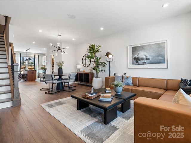 5036 Beirut Drive, Charlotte, NC 28217