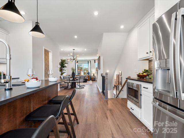 5036 Beirut Drive, Charlotte, NC 28217