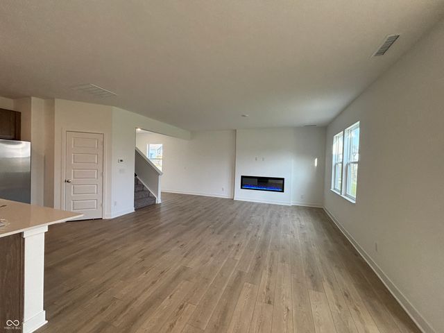 4371 Red Pine Drive, Bargersville, IN 46106