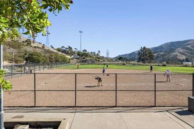 415 Callippe Court, Brisbane, CA 94005