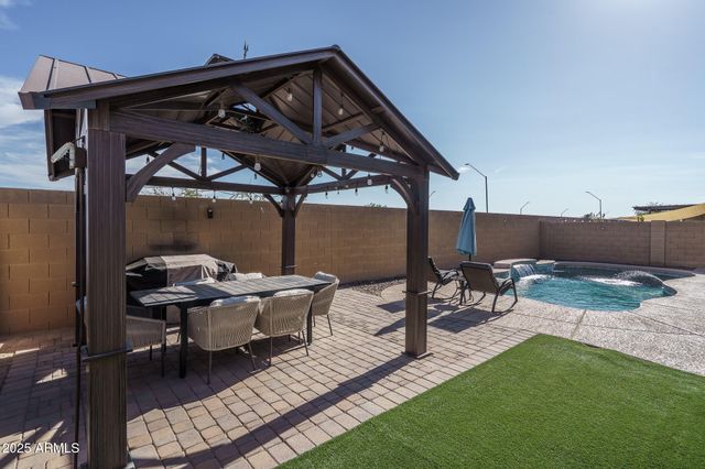 14757 W PASADENA Avenue, Litchfield Park, AZ 85340