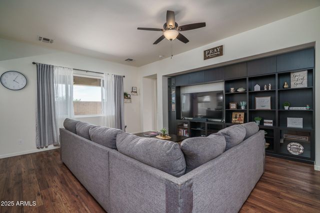 14757 W PASADENA Avenue, Litchfield Park, AZ 85340