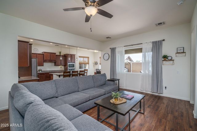 14757 W PASADENA Avenue, Litchfield Park, AZ 85340