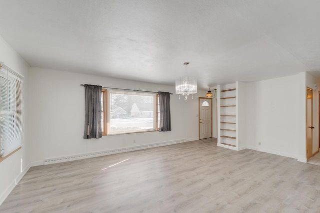 W169N8673 Sheridan DRIVE, Menomonee Falls, WI 53051