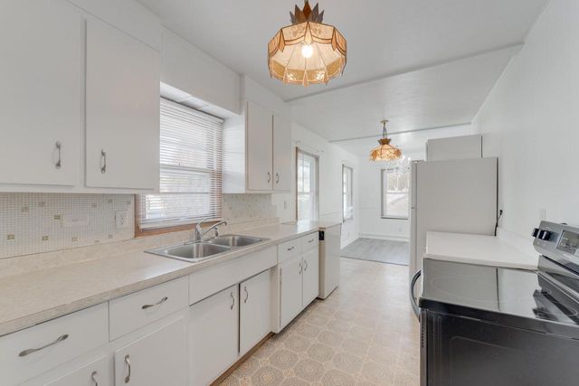 W169N8673 Sheridan DRIVE, Menomonee Falls, WI 53051