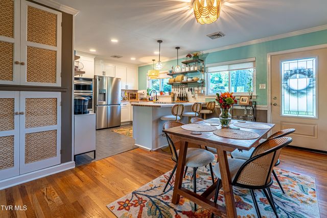 190 Crestview Drive, Abingdon, VA 24210