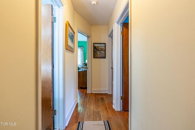 190 Crestview Drive, Abingdon, VA 24210