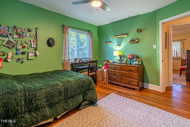 190 Crestview Drive, Abingdon, VA 24210