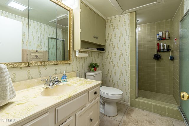 190 Crestview Drive, Abingdon, VA 24210