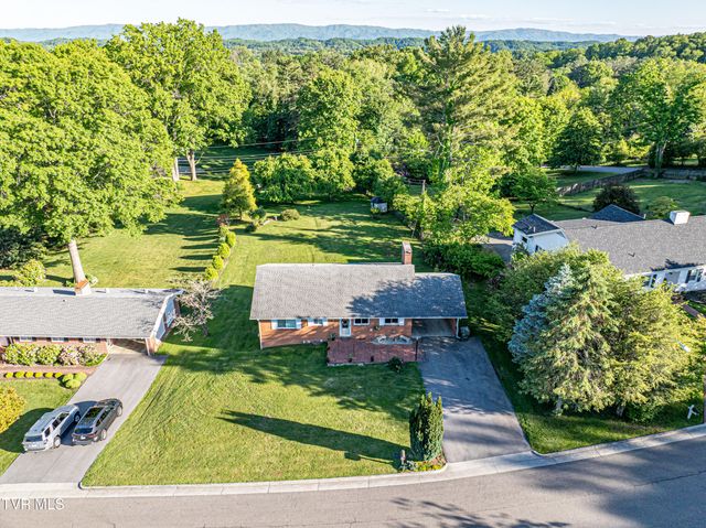 190 Crestview Drive, Abingdon, VA 24210
