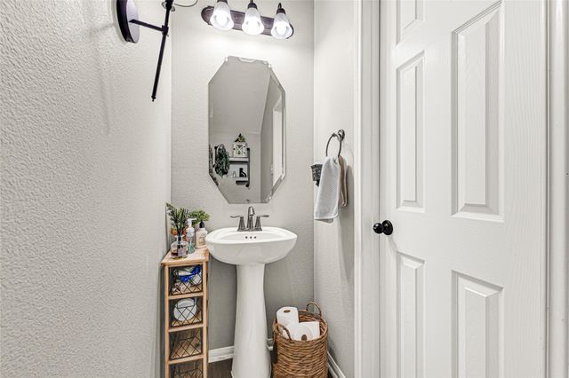 13227 Blass Court, Houston, TX 77044