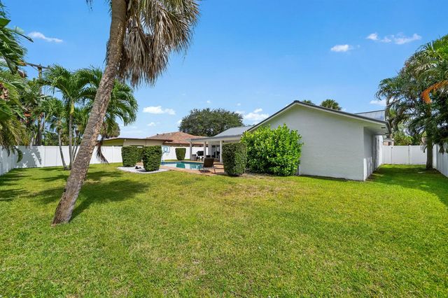 1461 SW 16th Street, Boca Raton, FL 33486