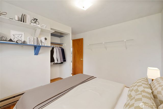 20322 22nd Avenue NE, Shoreline, WA 98155