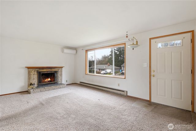 20322 22nd Avenue NE, Shoreline, WA 98155