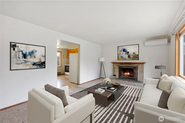 20322 22nd Avenue NE, Shoreline, WA 98155