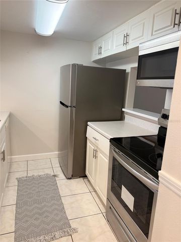 7128 WATERSIDE DRIVE 7128, Tampa, FL 33617
