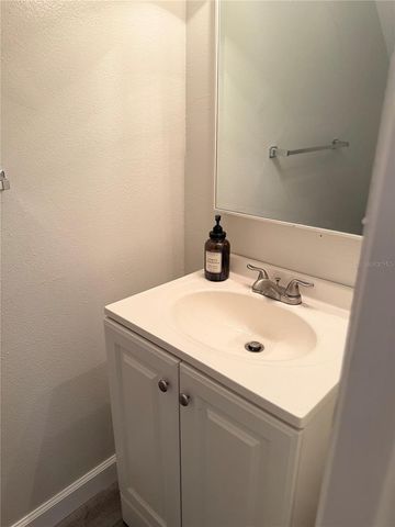 7128 WATERSIDE DRIVE 7128, Tampa, FL 33617