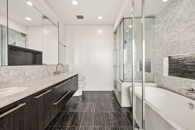 3130 N Harwood Street 1702, Dallas, TX 75201