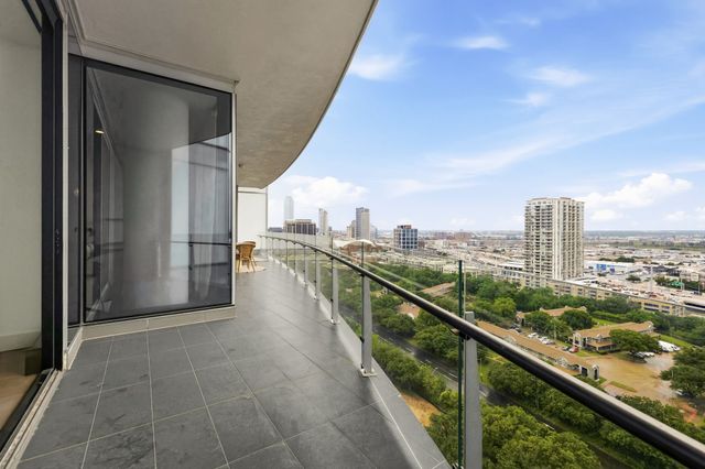 3130 N Harwood Street 1702, Dallas, TX 75201