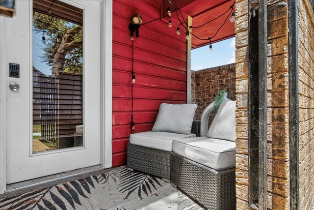 9805 Walnut Street 112, Dallas, TX 75243
