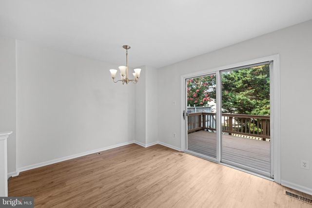 6528 SKYLEMAR TRL, Centreville, VA 20121