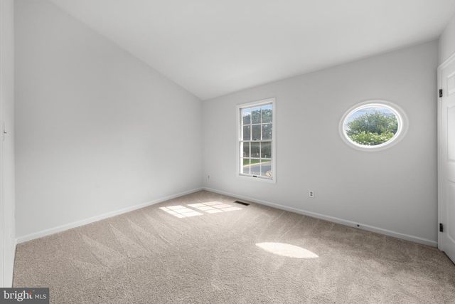 6528 SKYLEMAR TRL, Centreville, VA 20121