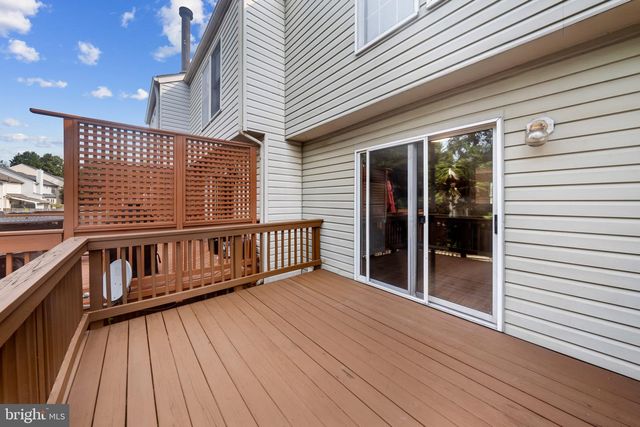 6528 SKYLEMAR TRL, Centreville, VA 20121