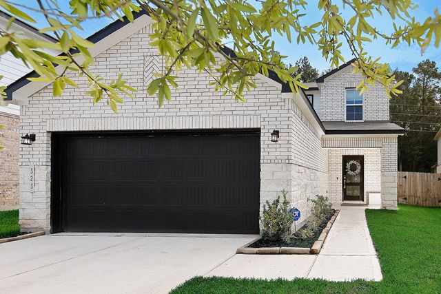 323 Intrepid Trail, Magnolia, TX 77354