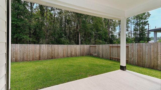 323 Intrepid Trail, Magnolia, TX 77354