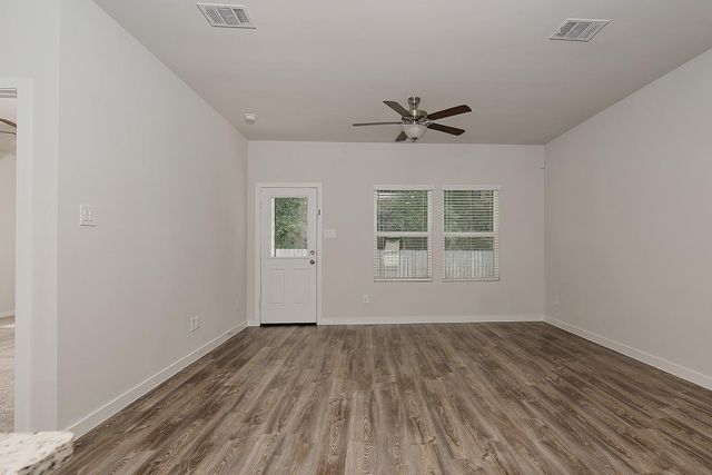 323 Intrepid Trail, Magnolia, TX 77354