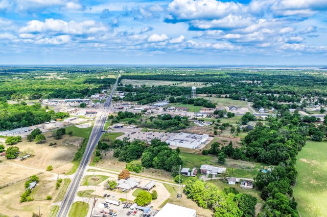 000 S Seven Points Boulevard, Seven Points, TX 75143