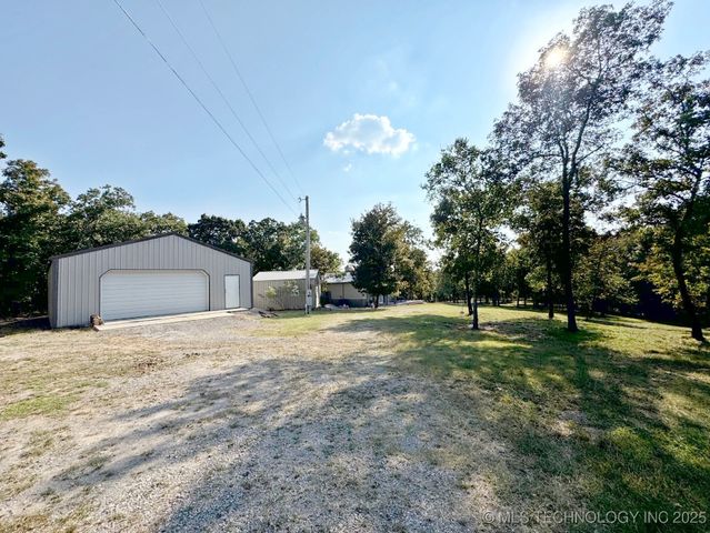 20005 Hwy 80, Hulbert, OK 74441