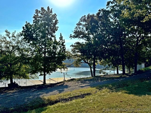 20005 Hwy 80, Hulbert, OK 74441