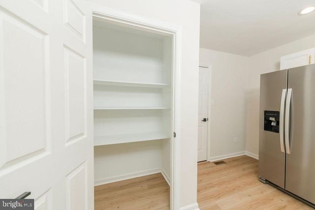 15 S ACADEMY ST, Glassboro, NJ 08028