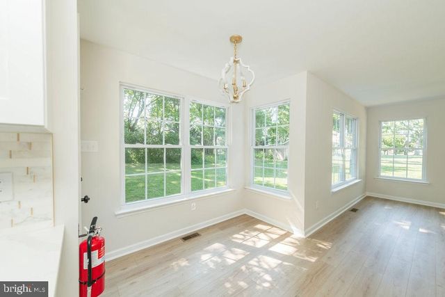 15 S ACADEMY ST, Glassboro, NJ 08028