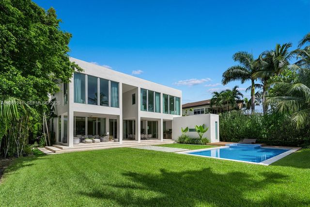 9407 E Broadview Drive, Bay Harbor Islands, FL 33154