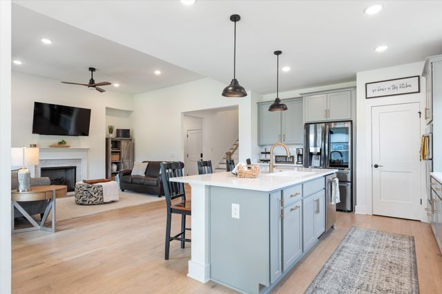 4051 John Marsh Rd, Spring Hill, TN 37174