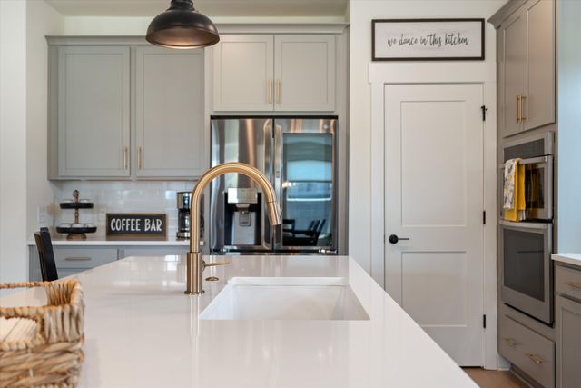 4051 John Marsh Rd, Spring Hill, TN 37174